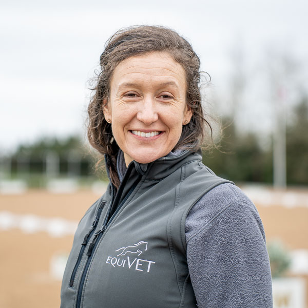 Alexia Austen Wishart - EquiVet (Web)